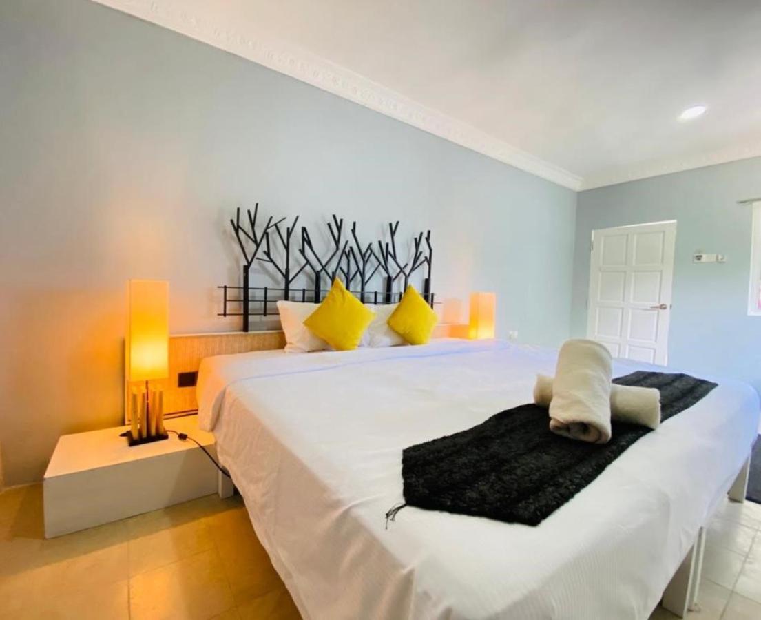 Fat Mermaid Guesthouse Pantai Cenang  Exterior foto